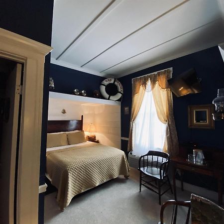 Augusta Guest House מראה חיצוני תמונה